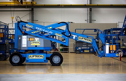 battery electric boom lift